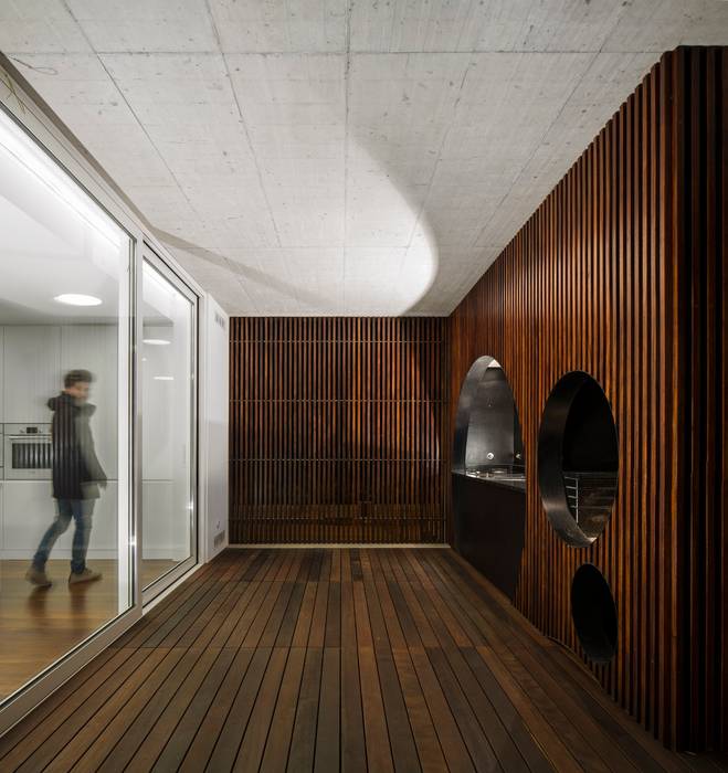 Contaminar Casal Claros Varandas, marquises e terraços modernos por CONTAMINAR Moderno