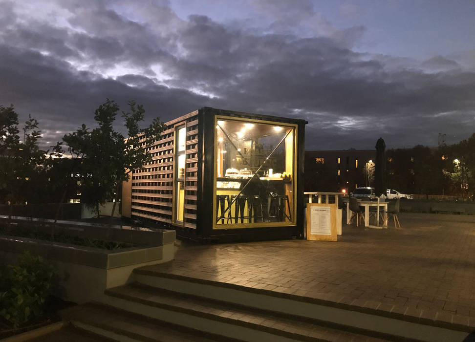 Night view A4AC Architects Commercial spaces Iron/Steel container,coffee shop,Bars & clubs