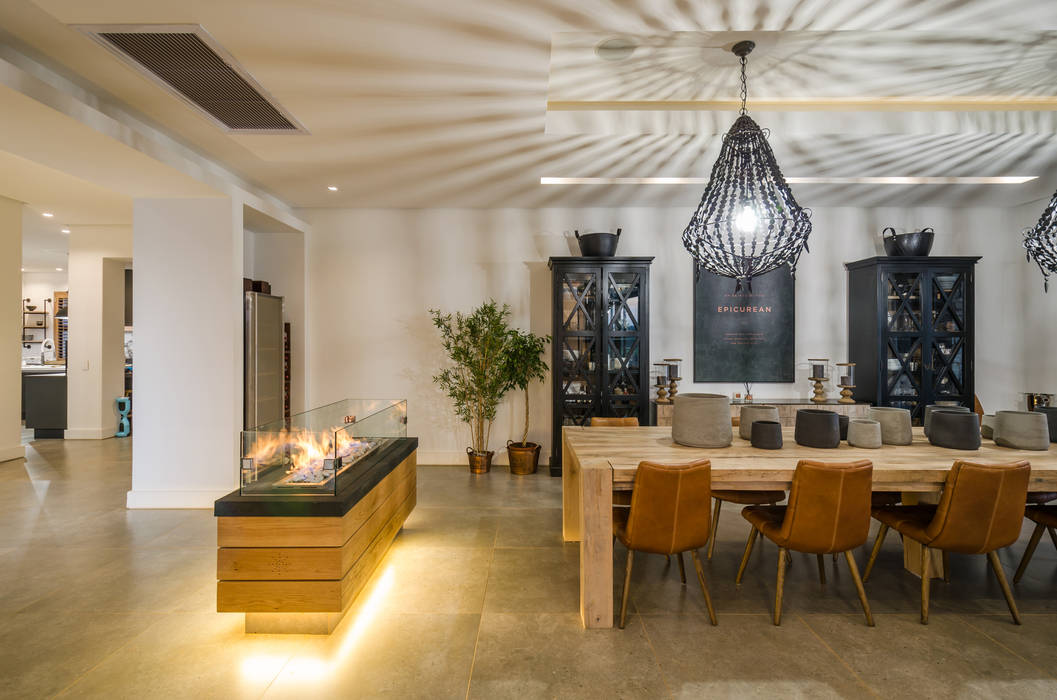 Modern Farmhouse - Silverlakes Nature Reserve Karel Keuler Architects Modern dining room