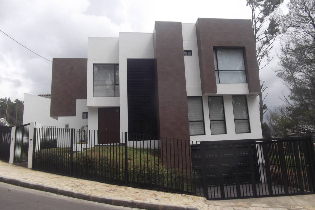 Casa Urbana Zipaquira Cundinamarca/Tel: 3125831655, Construcciones Cubicar S.A.S Construcciones Cubicar S.A.S Casas modernas
