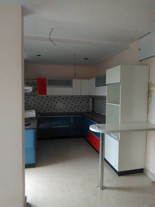 Modular Kitchen With Breakfast Counter Minimalist By Byod Dezigns