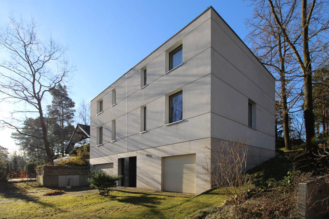 Zweifamilienhaus in Glienicke Alexander Paul Architekt Minimalistische Häuser Kalkstein Doppelhaus,Berlin,Oberhavel,Glienicke,Niedrigenergiehaus