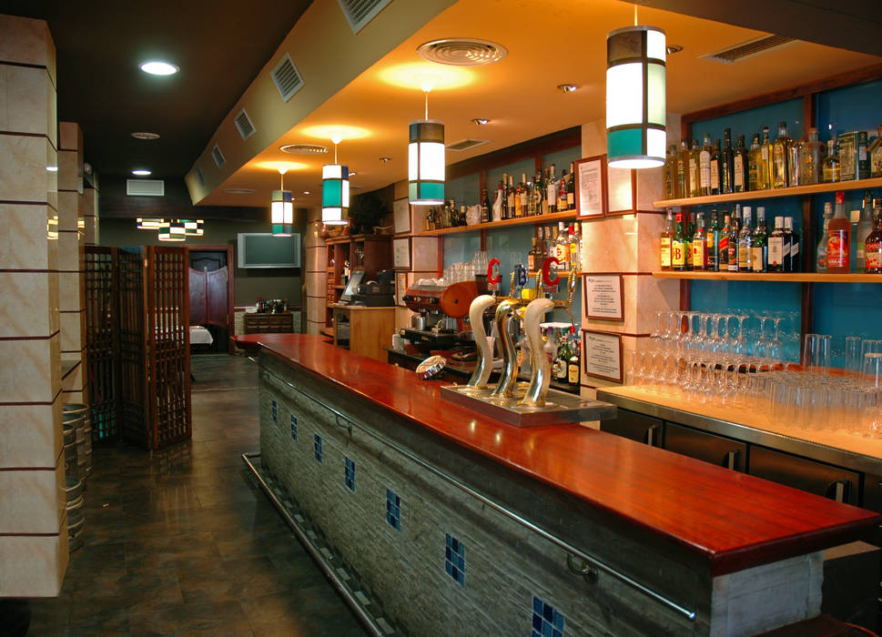 Bar Flipper, SUPERFLUIDO SUPERFLUIDO Espacios comerciales Bares y Clubs