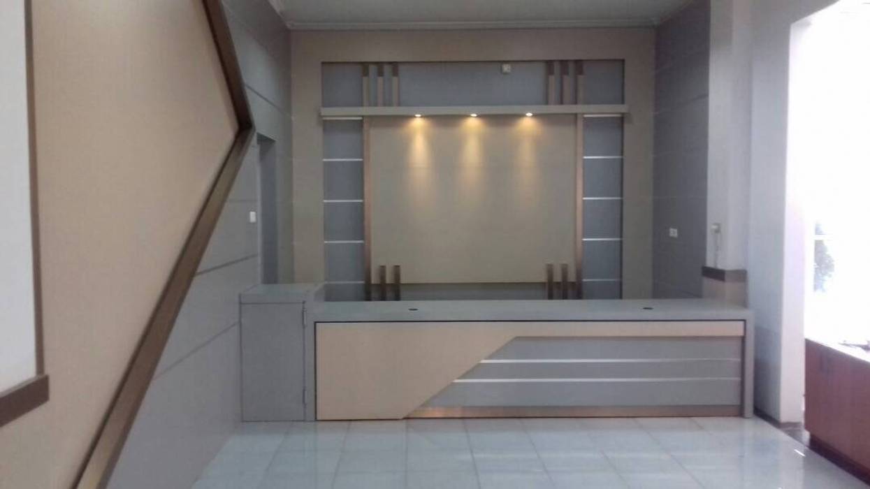 Desain interior ruangan, desainrumahterbaik desainrumahterbaik Ruang Studi/Kantor Gaya Mediteran Aluminium/Seng