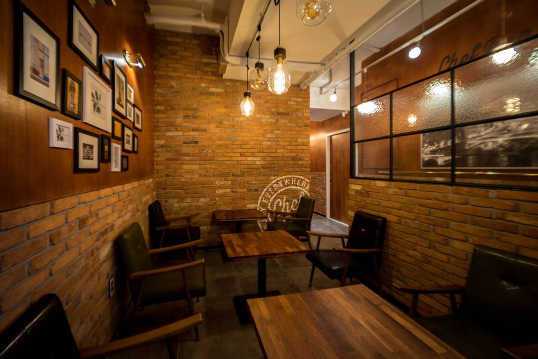 CHEFRUN 논현역 인테리어, im100 communications im100 communications Commercial spaces Gastronomy