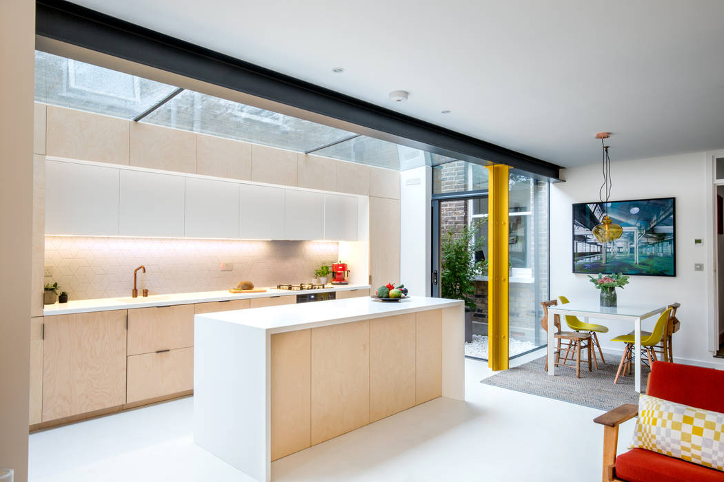 Hackney Flat P1, CCASA Architects CCASA Architects Kitchen Plywood