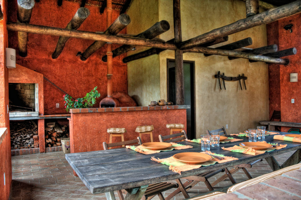 Fazenda Palmares - Ampliação, CABRAL Arquitetos CABRAL Arquitetos Balcones y terrazas de estilo rural