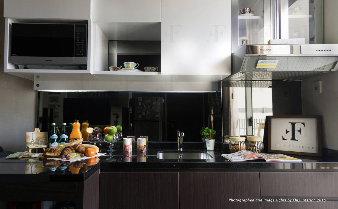 Kitchen Cabinet and Shelves Flux Interior Dapur Modern Kayu Lapis