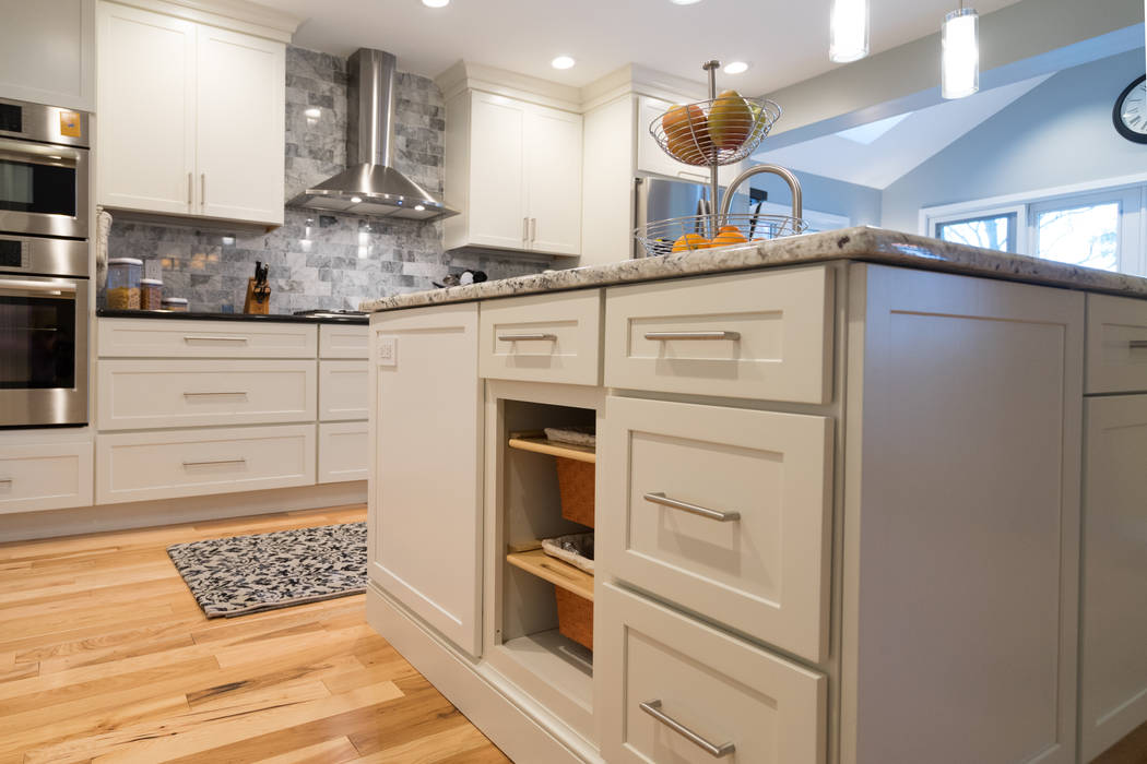 Ardmore Library Kitchen Tour Featured Kitchen, Main Line Kitchen Design Main Line Kitchen Design Dapur Klasik