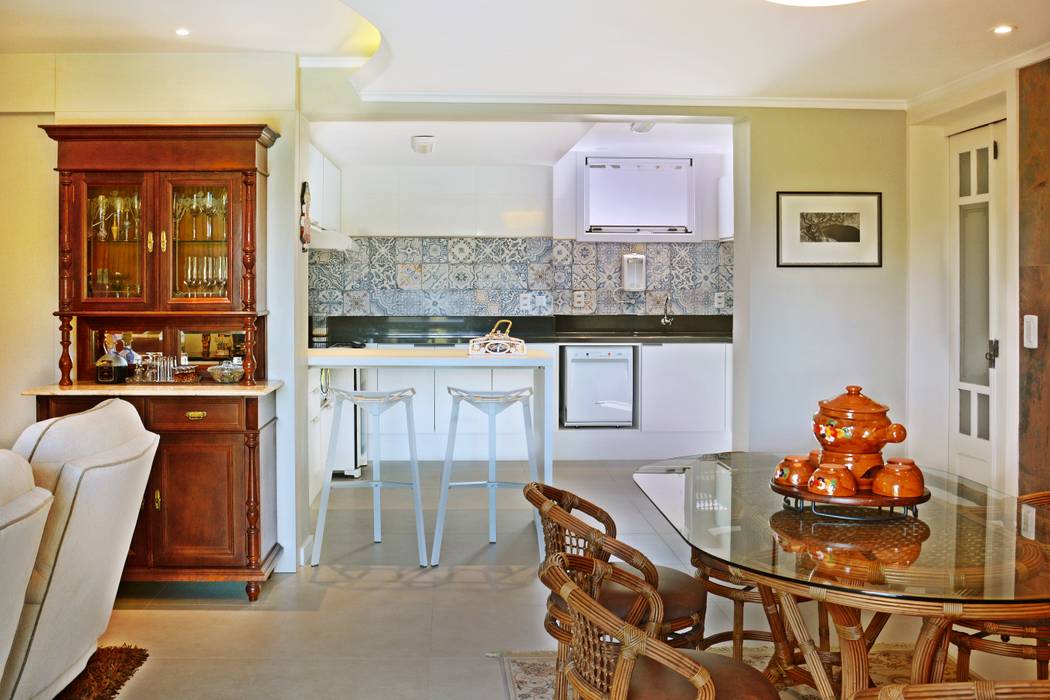 Living + Cozinha, Ambientta Arquitetura Ambientta Arquitetura Salas de jantar escandinavas