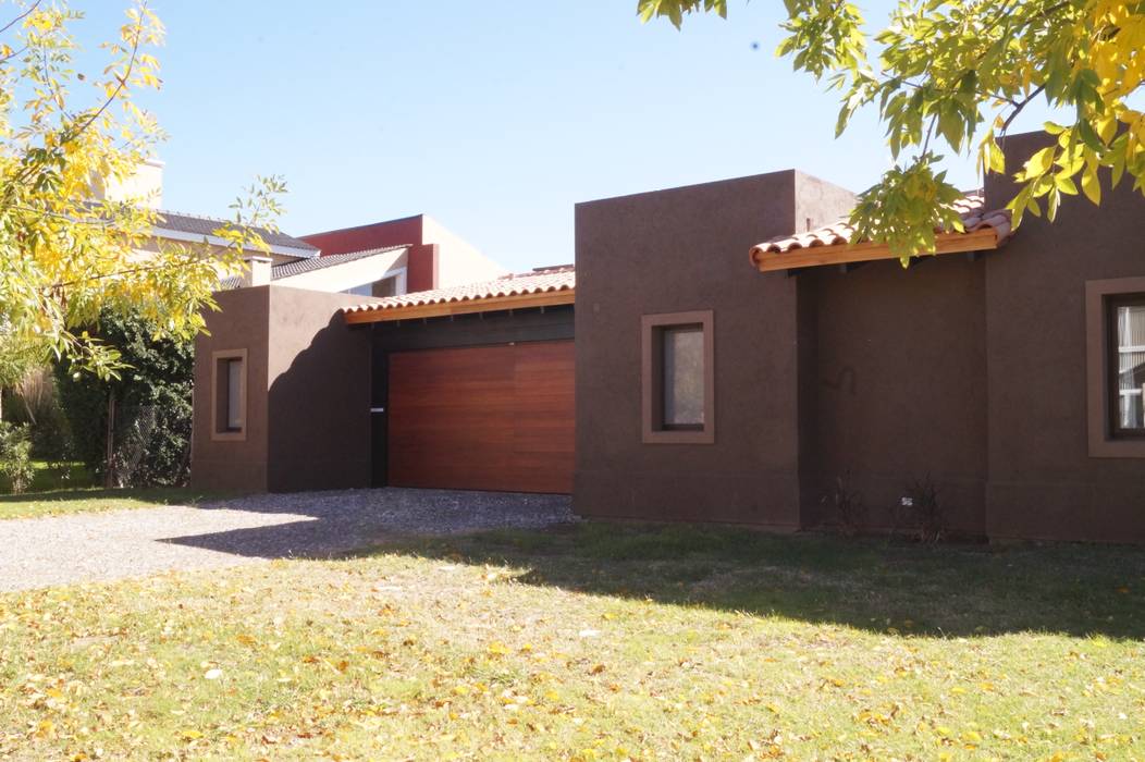 Una Casa con historia, Abitar arquitectura Abitar arquitectura Rustic style houses