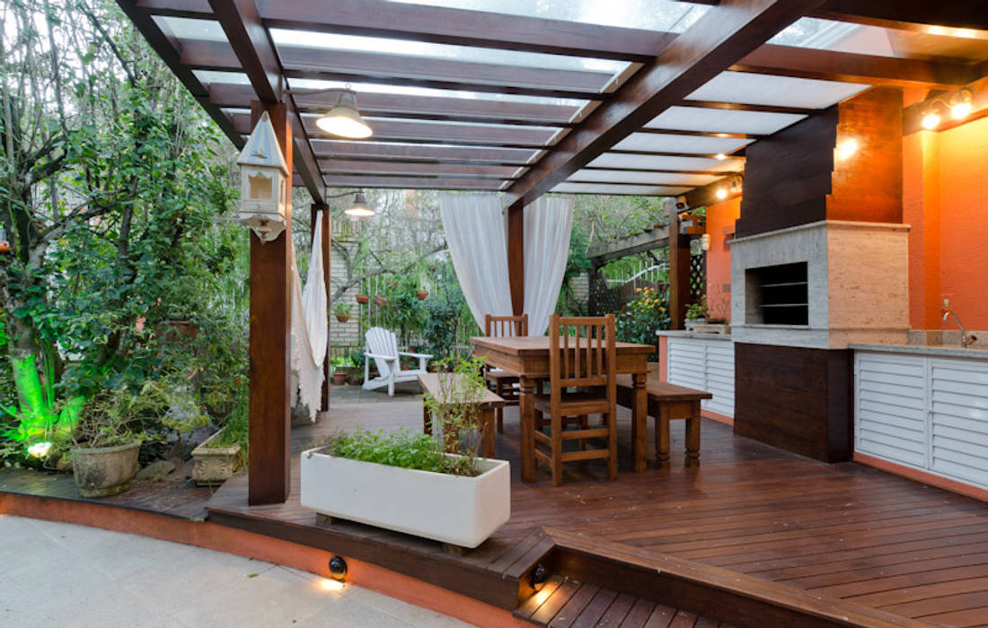 Varanda com Churrasqueira, Milena Decker Arquiteura Milena Decker Arquiteura Eclectic style garden