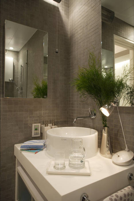 Evergreen Villa Asiatische Badezimmer Von Wayne Corp Asiatisch