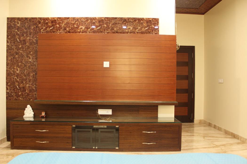 TV cabinet for younger son's bedroom SA Architects Modern style bedroom Wood Wood effect Accessories & decoration