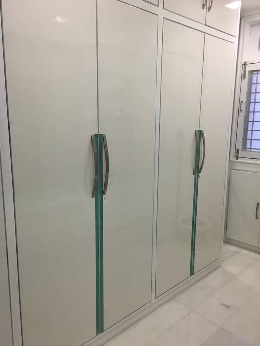 Wardrobes SA Architects Modern dressing room MDF Wardrobes & drawers