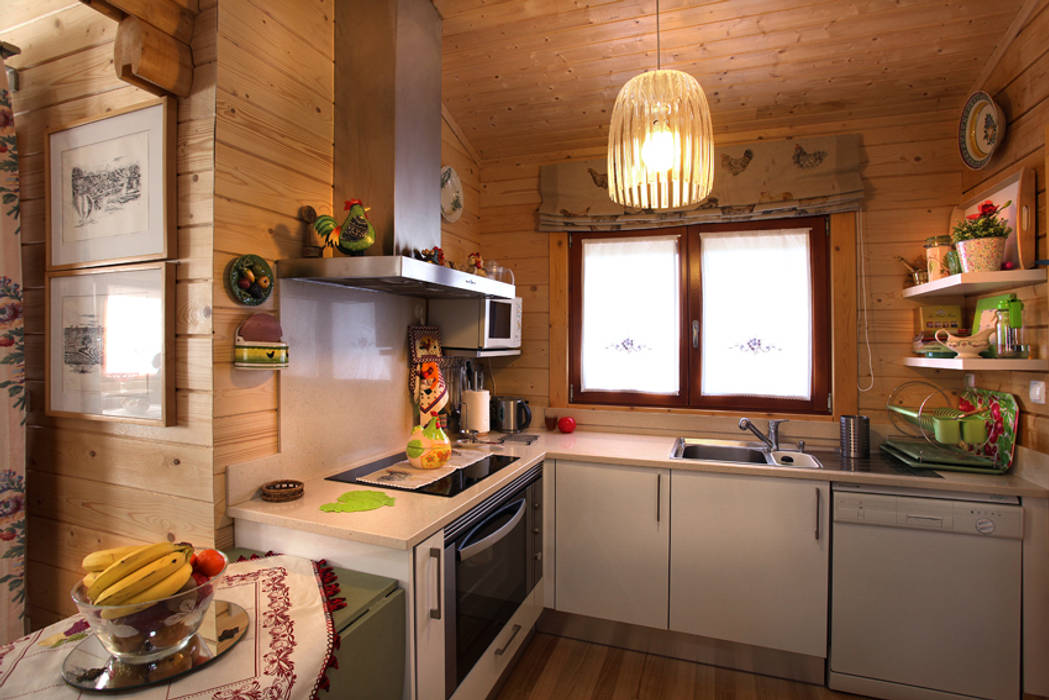Casa no Sardoal, RUSTICASA RUSTICASA Kitchen units Solid Wood Multicolored
