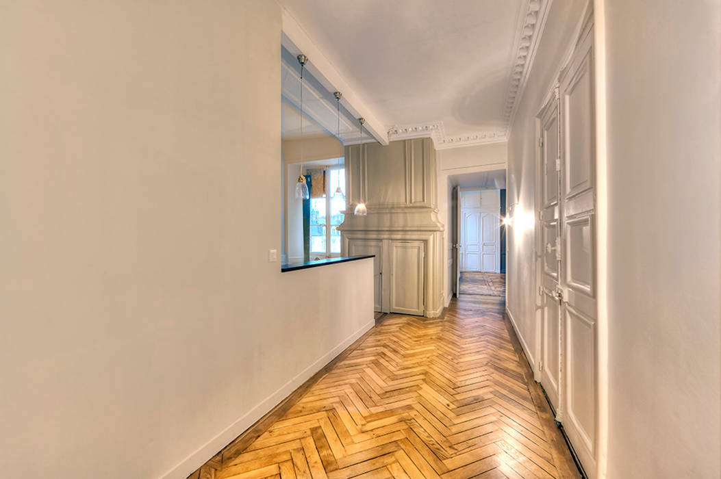 8 - Entrée Atelier Claire Dupriez Couloir, entrée, escaliers originaux