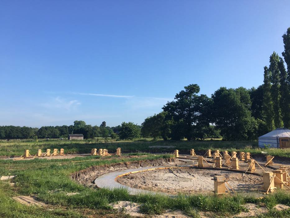 Bijeenkomstgebouw voor agrarisch- natuur- en-milieueducatie, VAN LAARHOVEN COMBINATIE VAN LAARHOVEN COMBINATIE