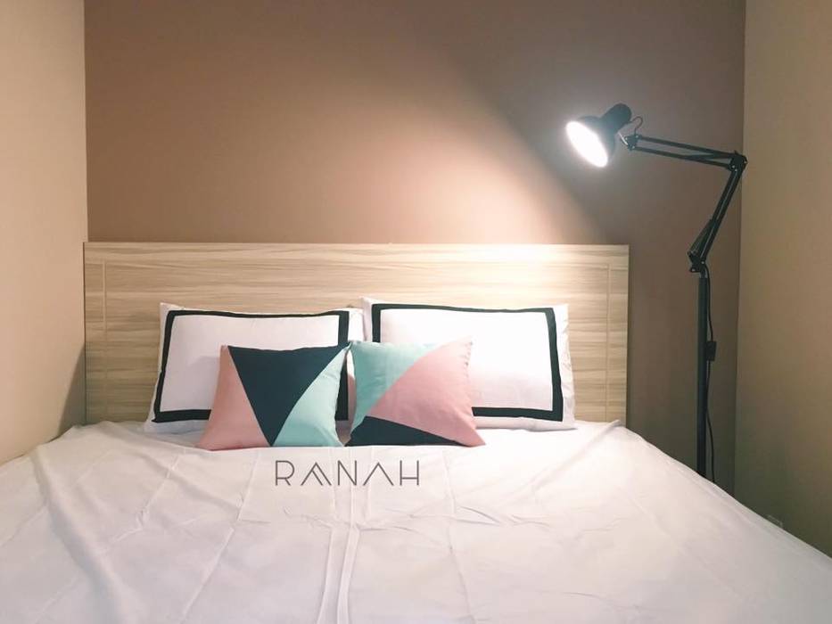 2 Bedrooms - Bassura City Apartment, RANAH RANAH Modern style bedroom