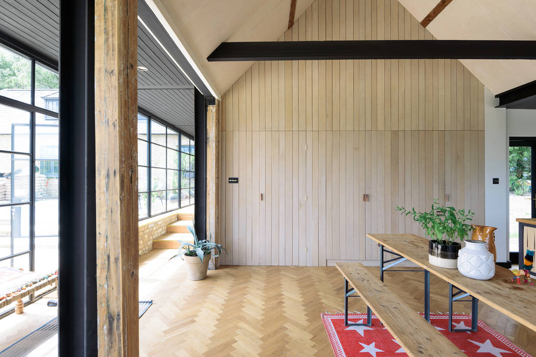 The Kent Kitchen by deVOL deVOL Kitchens Rustic style kitchen Wood Wood effect wooden panelling,parquet flooring,dining table,metal frame windows,style,open plan,kitchen diner,design