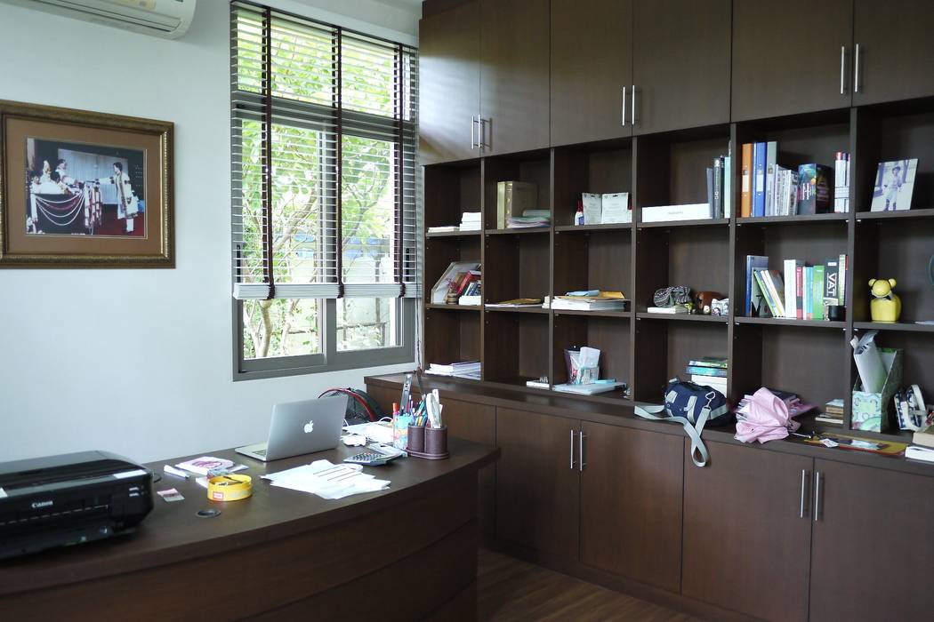 Taling-Chan Residence, Aim Ztudio Aim Ztudio مكتب عمل أو دراسة