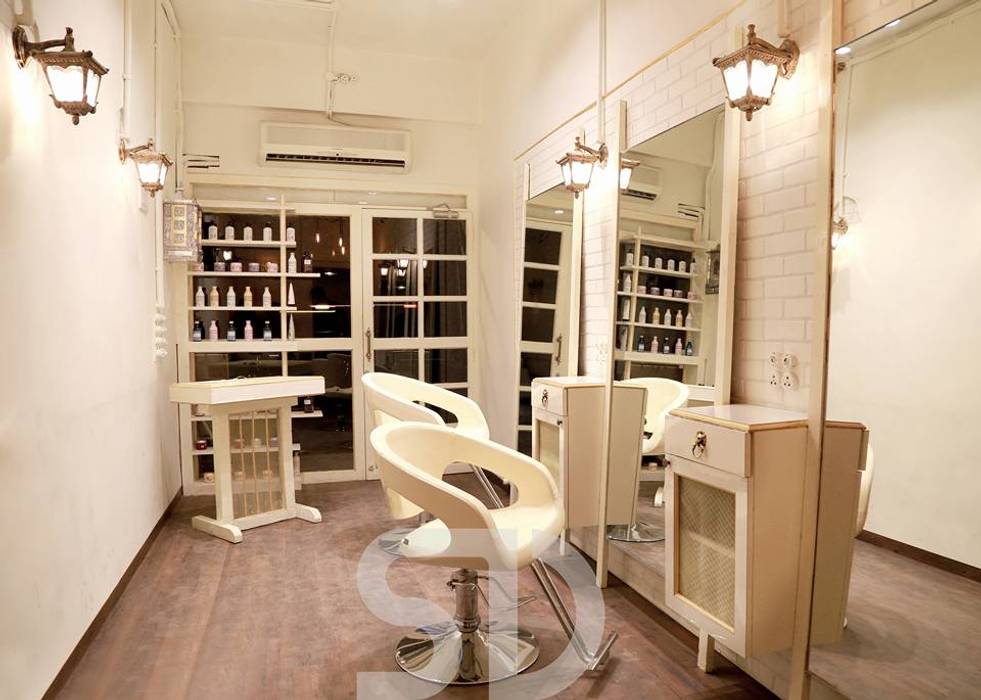 The Hair Lounge, SUMEDHRUVI DESIGN STUDIO SUMEDHRUVI DESIGN STUDIO Commercial spaces Commercial Spaces