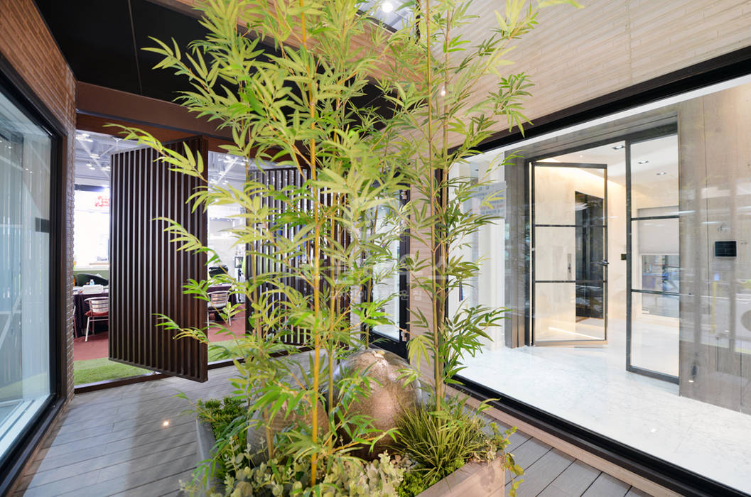 homify Балкон и терраса в стиле модерн