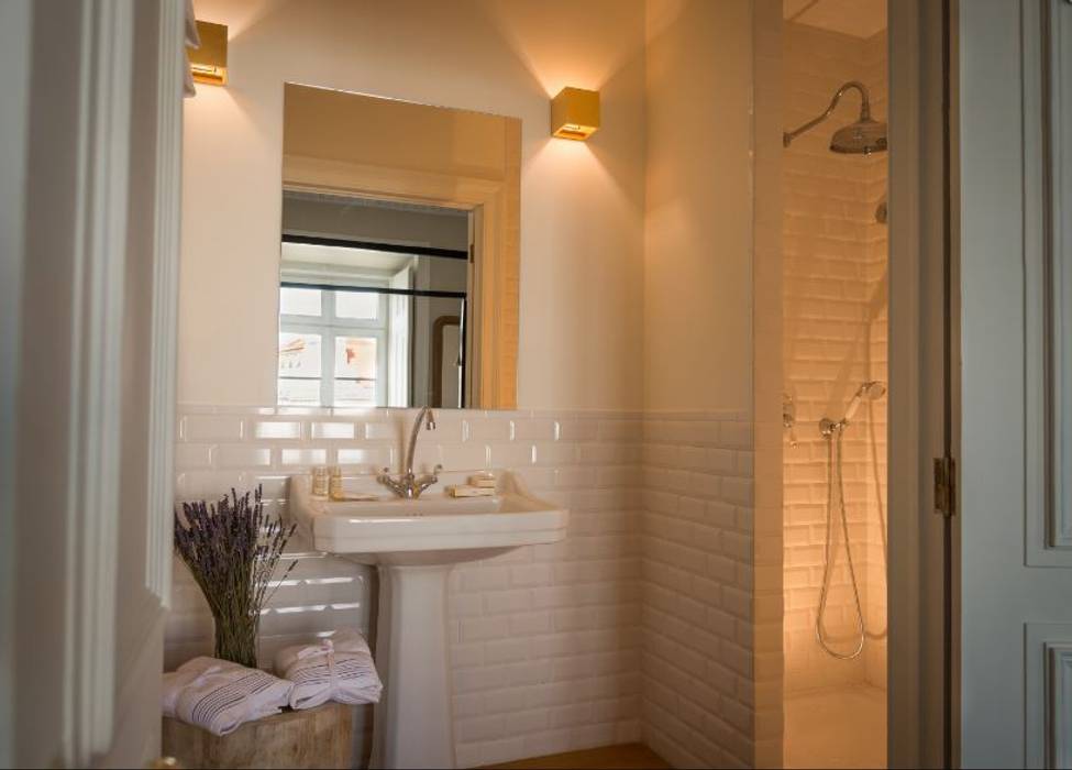 Le Consulat - Lisboa, Architect Your Home Architect Your Home Casas de banho modernas