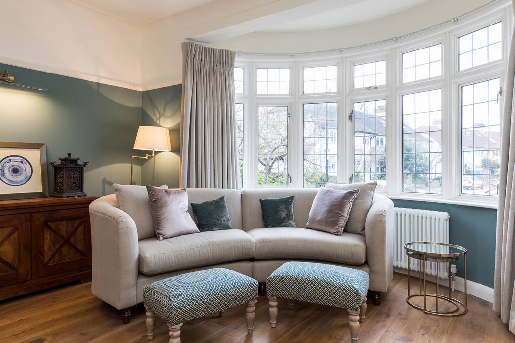 Vicarage Rd London SW14:  Living room by VCDesign Architectural Services