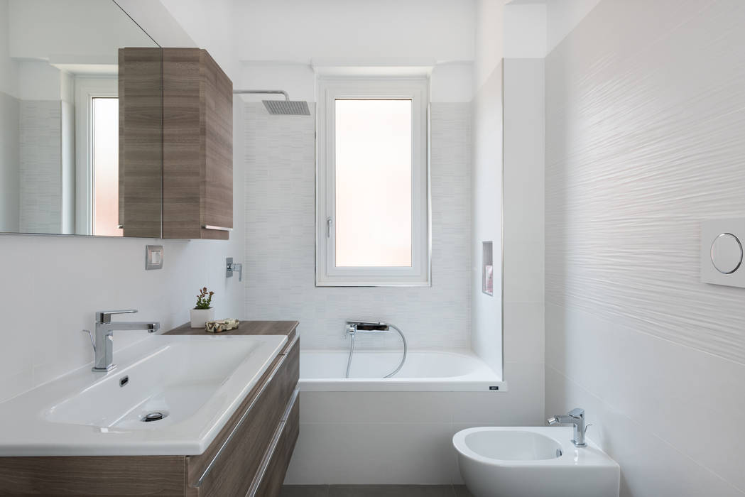 Bagno Studio gamp! Bagno moderno bagno,illuminazione bagno,pavimento del bagno,lavabo bagno,arredo bagno