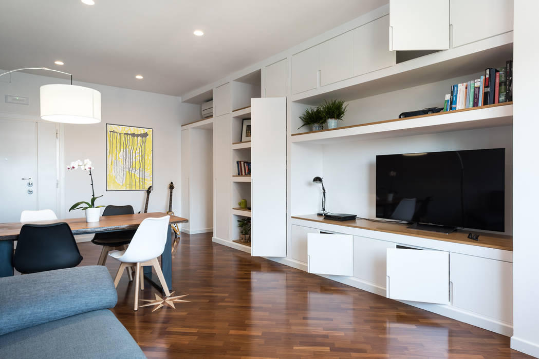 Casa Moderna: Ristrutturazione di un appartamento posto al terzo piano, Studio gamp! Studio gamp! Modern living room