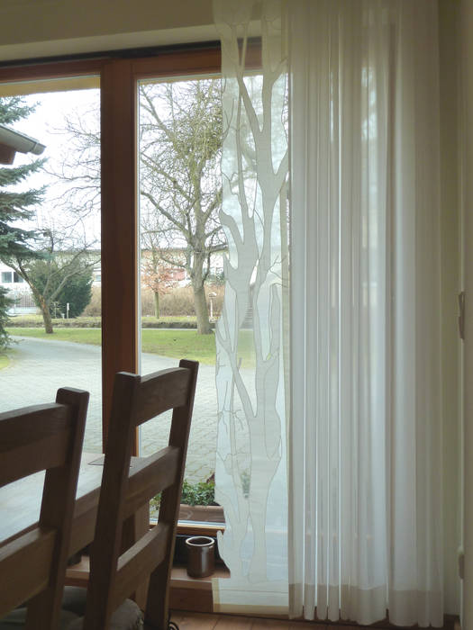 Paneel „baum“: wohnzimmer von uri design | homify Paneel „baum“: wohnzimmer von uri design | homify