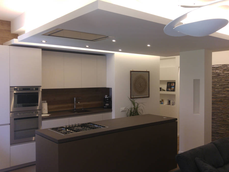 Cucina open space all'americana inserita nella zona living dell