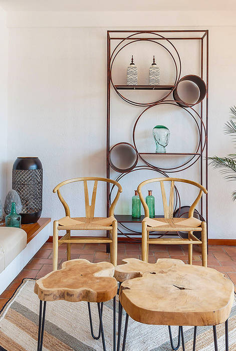 Living room Markham Stagers Salon méditerranéen mediterranean style,coastal,modern rustic,new rustic,home staging