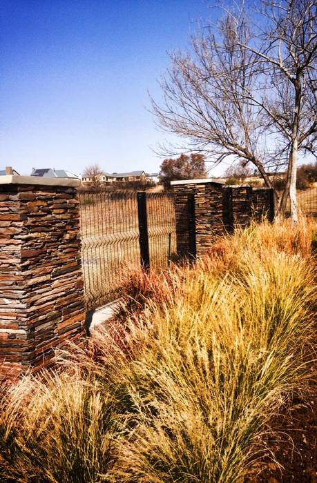 Urban Bushveld garden, Acton Gardens Acton Gardens Сад