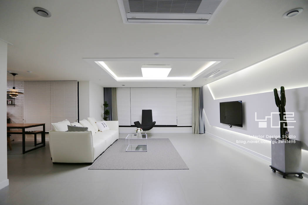 대구 욱수동 보국웰리치, 남다른디자인 남다른디자인 Modern living room