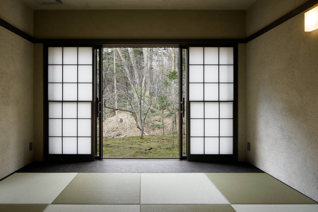 Tatami room 久保田章敬建築研究所 모던스타일 미디어 룸 tatami,garden
