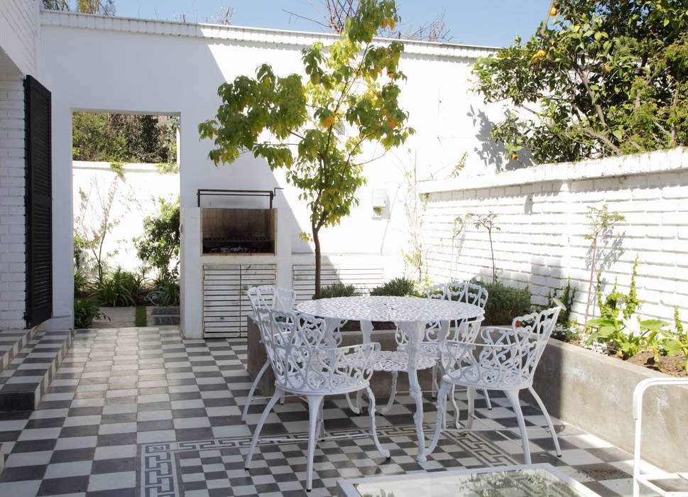 Terraza RENOarq Balcones y terrazas de estilo moderno