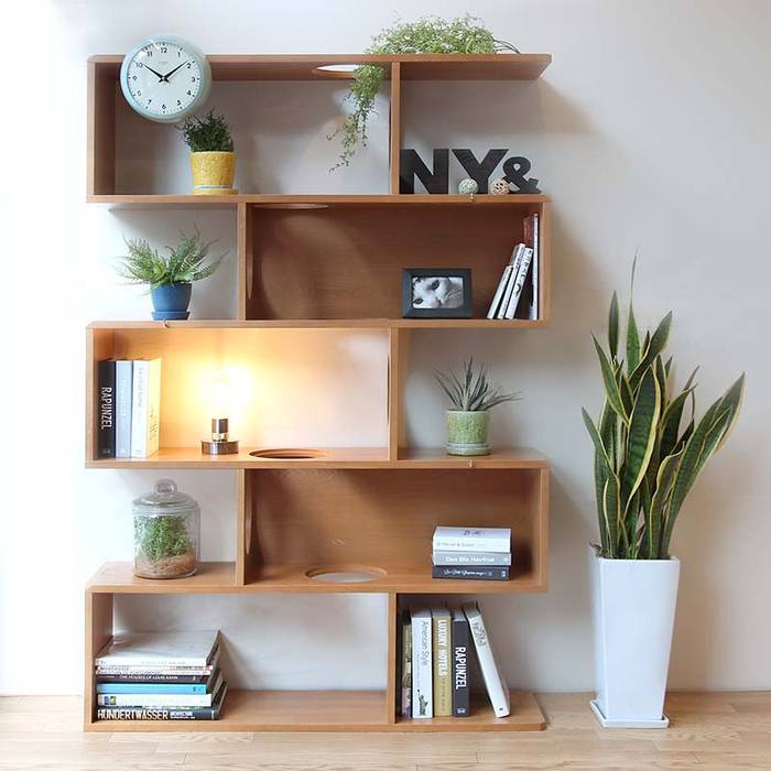 NYAND SHELF <CAVE> - Furniture for Cats and Humans -, 一級建築士事務所アンドロッジ 一級建築士事務所アンドロッジ Modern living room Shelves