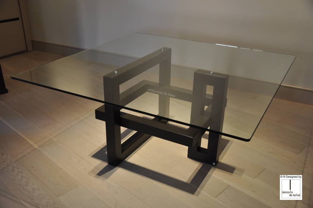 IOS - Contemporary squared glass table GONZALO DE SALAS Moderne eetkamers Tafels