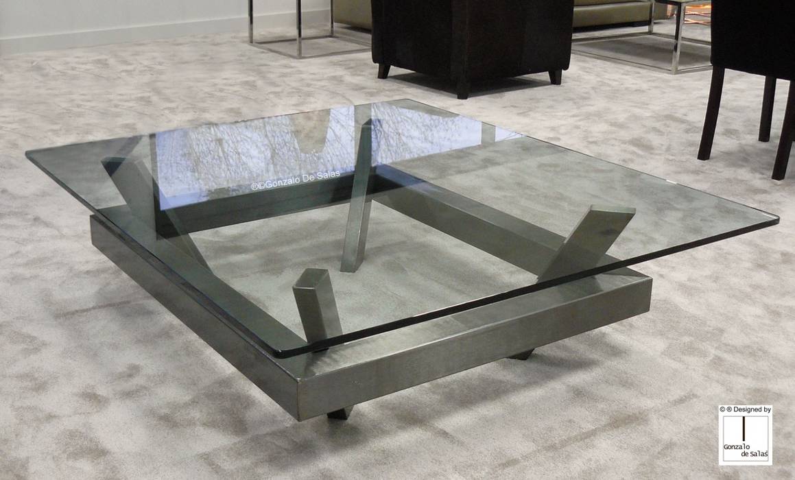 EIMI - Contemporary glass coffee table GONZALO DE SALAS ห้องนั่งเล่น โต๊ะกลางและโซฟา