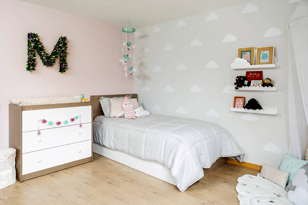 Cuarto de Matilda, Little One Little One Dormitorios infantiles de estilo minimalista