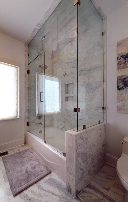 Contemporary Bathroom Olamar Interiors, LLC Modern Bathroom Tiles White marble tile,marble walls,walk in shower,white shower,modern shower,modern bathroom,contemporary bath,glass shower,glass enclosure,olamar interiors,NOVA designer,interior design