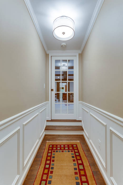 Universal Design Master Suite Renovation in McLean, VA BOWA - Design Build Experts Corridor & hallway