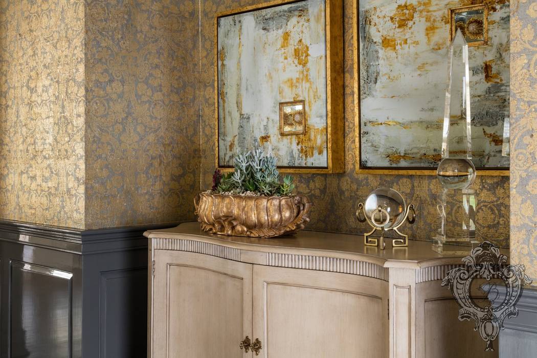 Dash of Gold, Kellie Burke Interiors Kellie Burke Interiors Comedores de estilo moderno