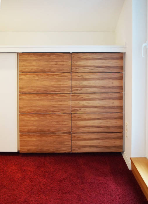 Schubladenkorpus in Holz Schreinerei & Innenausbau Fuchslocher in Ilsfeld (BW) Moderne Ankleidezimmer Korpus,Schrank,Holz,Nussbaum