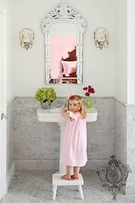 Pop of Color, Kellie Burke Interiors Kellie Burke Interiors Ванная комната в эклектичном стиле