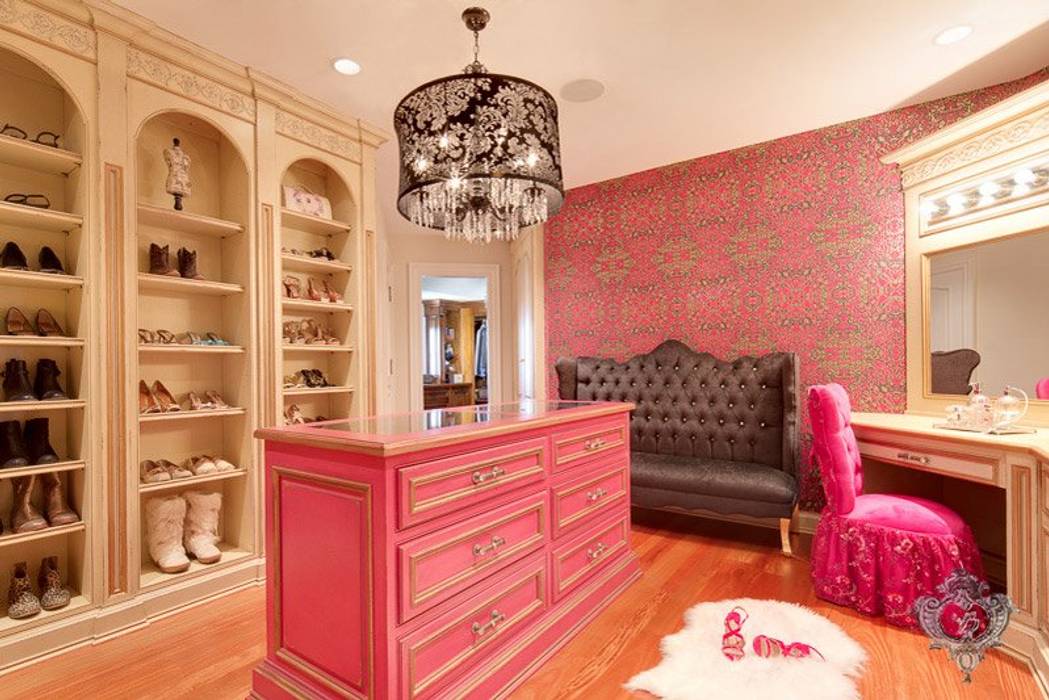 Walk In Closet Kellie Burke Interiors Eclectic style dressing rooms