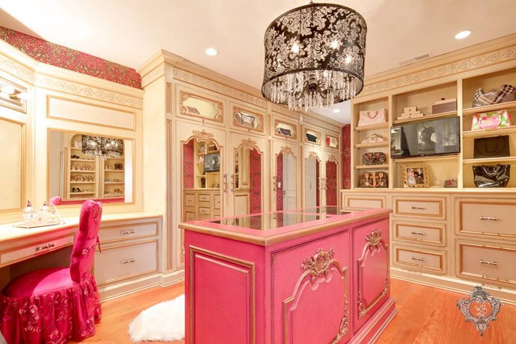 Walk In Closet Kellie Burke Interiors Eclectic style dressing rooms