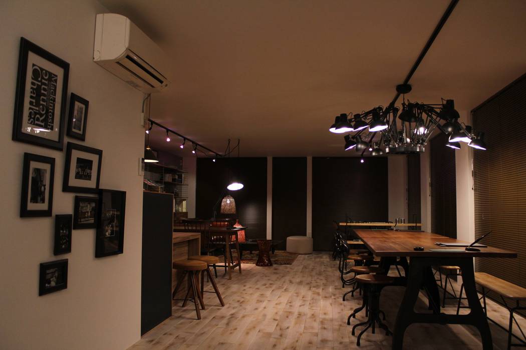 P社 OFFICE Interior Design, コト コト Industriale Arbeitszimmer Metall Beleuchtungen